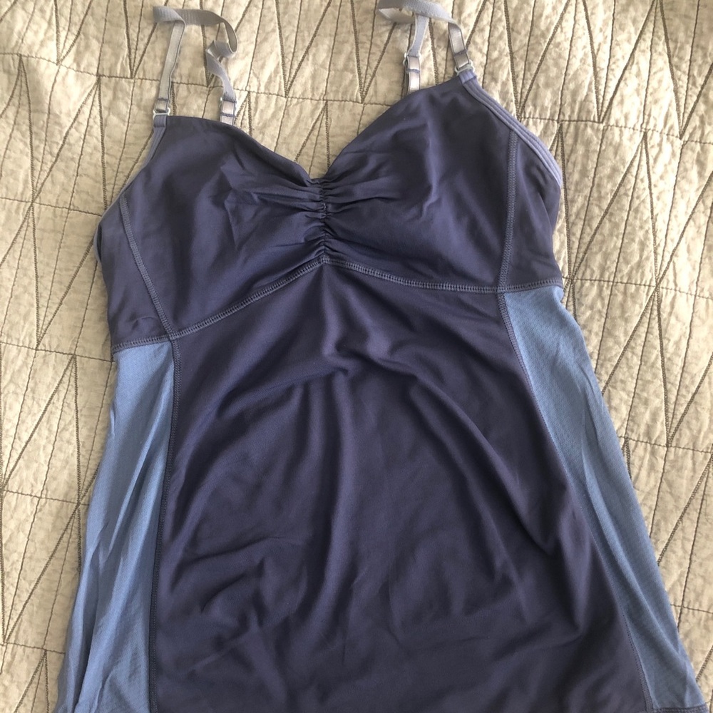 Lululemon tank top